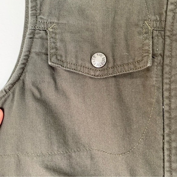 The North Face Woman’s 100% Cotton Olive Green Vest Size Medium - Picture 10 of 16